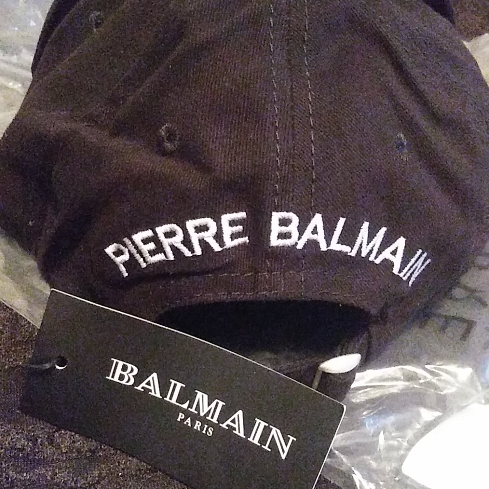 Nwt balmain hat